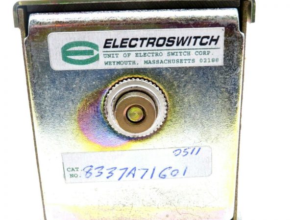 NEW ELECTROSWITCH 8337A71G01 CIRCUIT BREAKER CONTROL - Image 4
