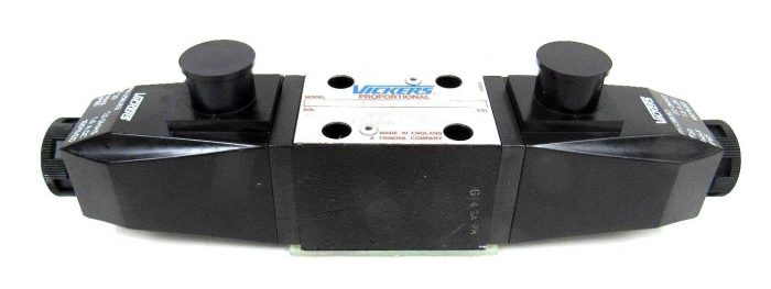 NEW VICKERS KDG4V-3-2C28S-Z-M-U-H7-20 SOLENOID VALVE KDG4V32C28SZMUH720 - Image 3