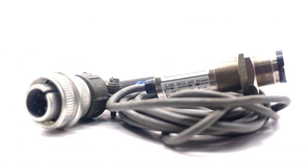 USED SICK VT180-P112 PHOTOELECTRIC SENSOR VT180P112 WITH
