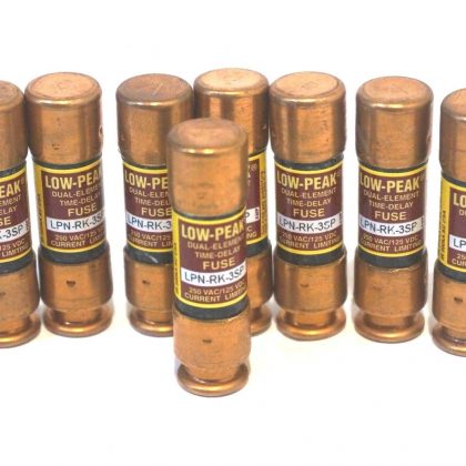 8 NEW BUSSMANN LPN-RK-3SP FUSES LPNRK3SP