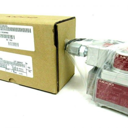 NEW MOOG G772K240A SERVO VALVE