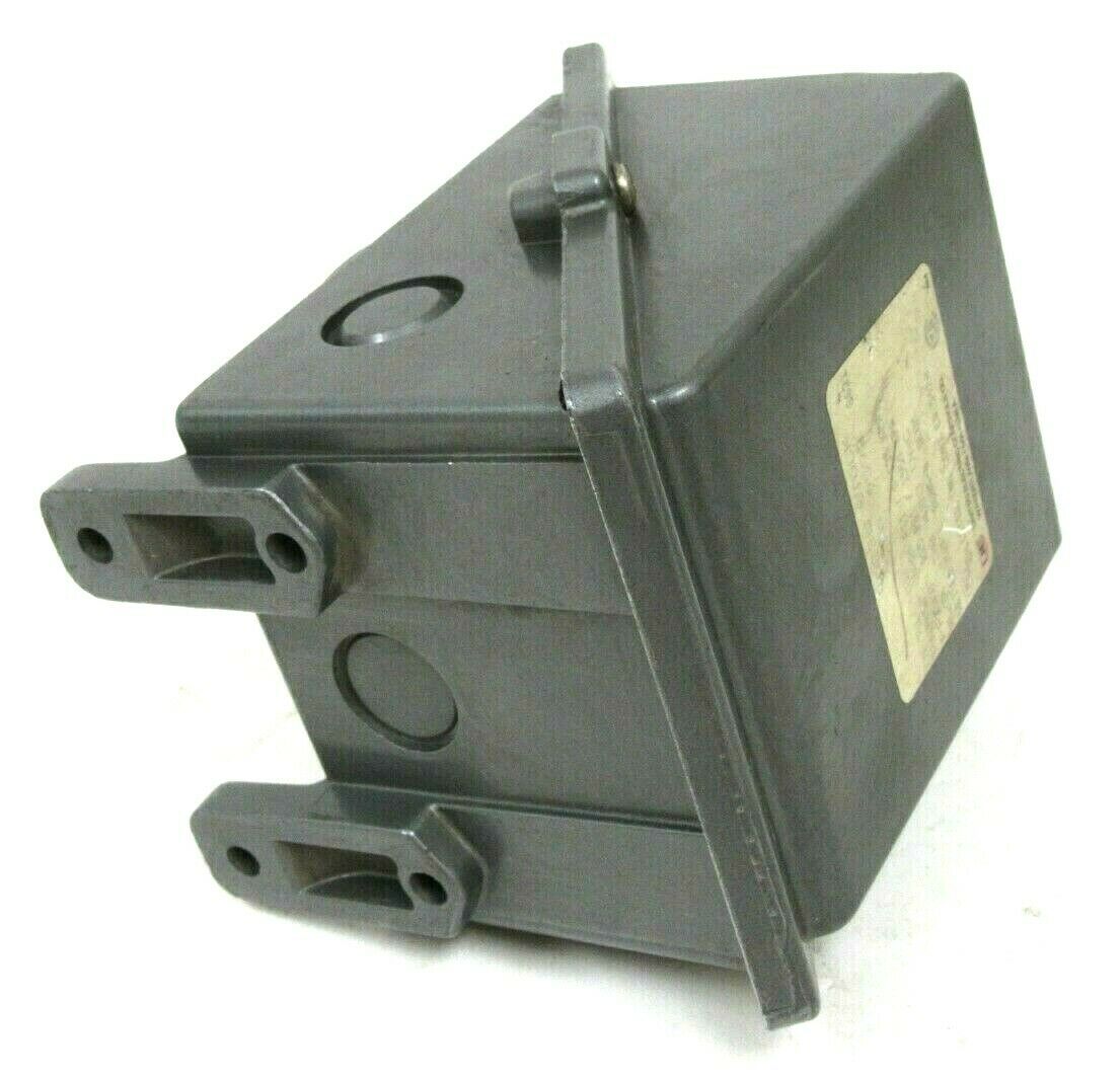 NEW UNITED ELECTRIC H400 PRESSURE SWITCH - Image 4