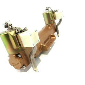 NEW VERSA VALVES VGG-4532-P-A120 4-WAY VALVE VGG4532PA120