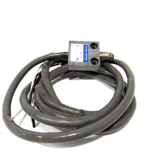 USED HONEYWELL 914CE2-6 LIMIT SWITCH 914CE26