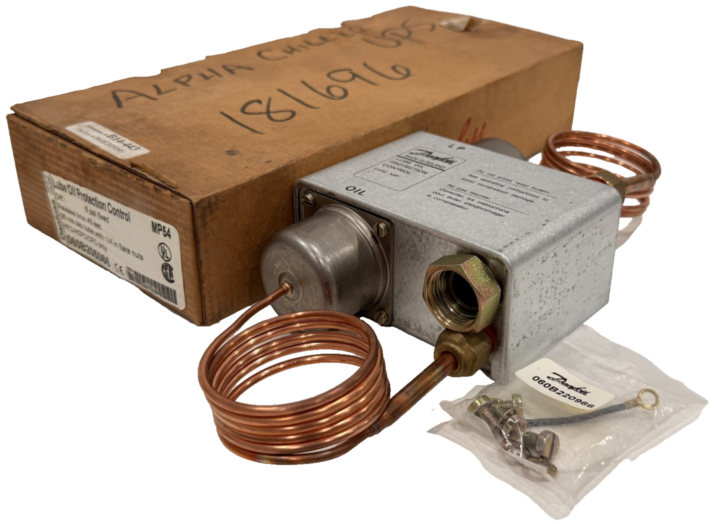 NEW DANFOSS 060B205066 DIFFERENTIAL PRESSURE SWITCH