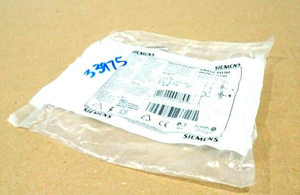 NEW SIEMENS 3RG4011-7CC05 PROXIMITY SWITCH 3RG40117CC05