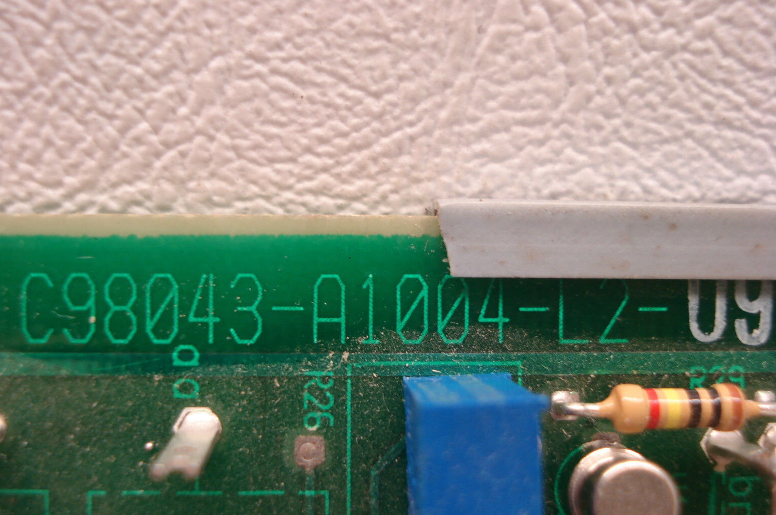 Siemens C98043 A1004 L2 E Regulator Control Module
