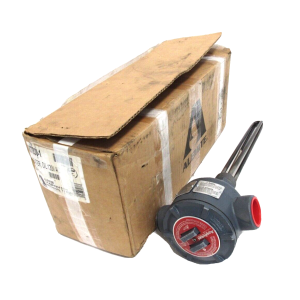NEW CHROMALOX ARMT0-105E2T4 IMMERSION HEATER 120V .500KW 156-303012-898 387830-1