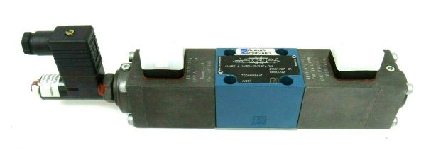 NEW REXROTH 4WRE-6-W32-12/24K4/M VALVE 00499564 21501407-01 4WRE6W321224K4M - Image 3