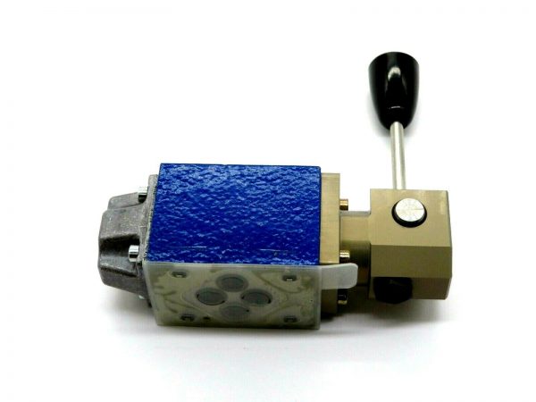 NEW REXROTH R900467936 DIRECTIONAL VALVE 4WMM6E53 - Image 4
