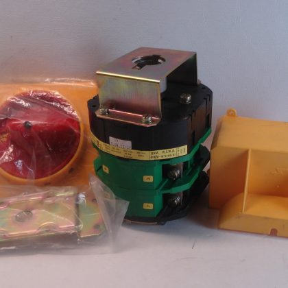 NEW BRETER 5.04.11-OP FOUR POLE SWITCH INT. 4X120A