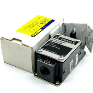 NEW SQUARE D L1432M LIMIT SWITCH