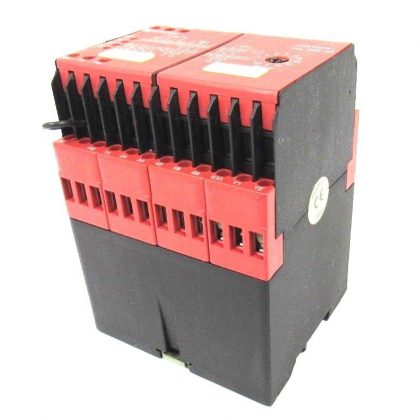 NEW TELEMECANIQUE XPS-AT3410 SAFETY RELAY XPS-AT XPSAT3410