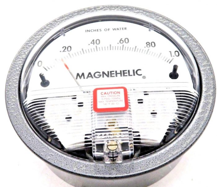 NEW DWYER MAGNEHELIC SERIES 2001DIFFERENTIAL PRESSURE GAGE - Image 3