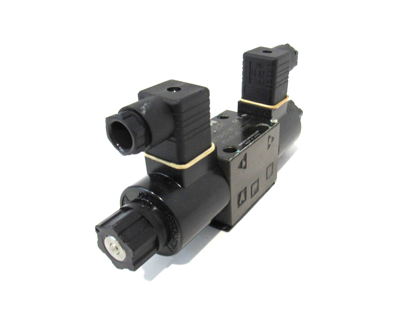 NEW NACHI SA-G01-C6-C1-31 SOLENOID VALVE SAG01C6C131
