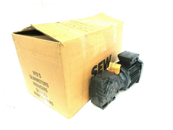 NEW SEW EURODRIVE SA47 DRN90S4 GEAR MOTOR 24.77:1 SA47/A SA47DRN90S4