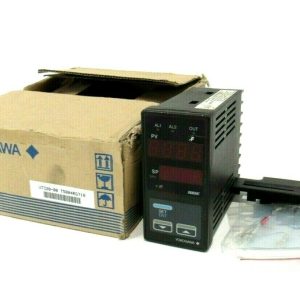 USED YOKOGAWA UT320-00 DIGITAL CONTROLLER UT32000