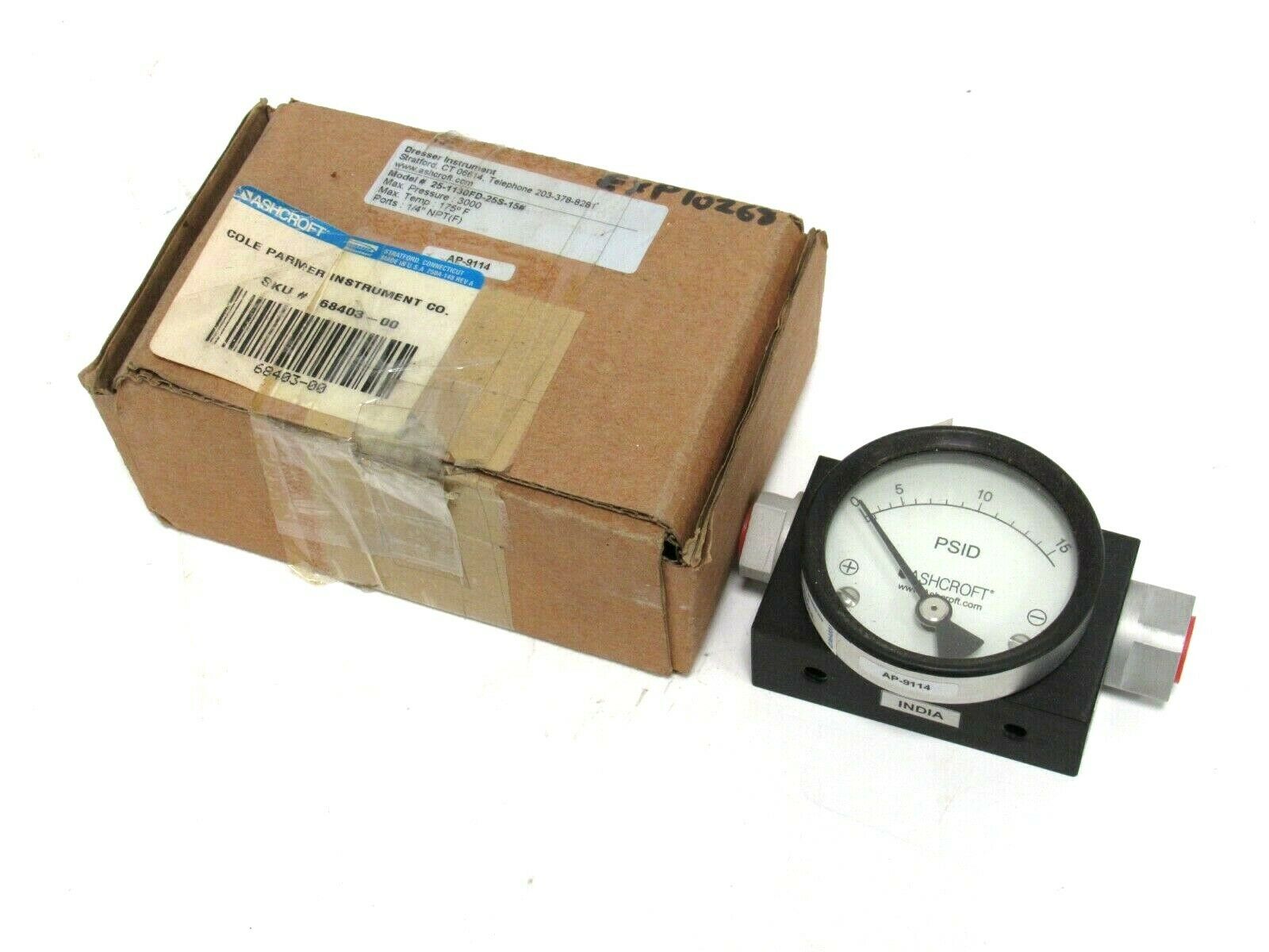 NEW ASHCROFT 25-1130FD-25S-15# DIFFERENTIAL PRESSURE GAUGE 68403-00