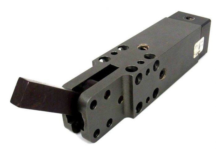 NEW BTM PC-1500-V-130-BM PNEUMATIC POWER TOGGLE CLAMP PC1500V130BM - Image 3