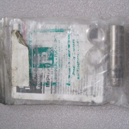 NEW PEPPERL & FUCHS NBB5-I8GM60-WS-V12 PROXIMITY