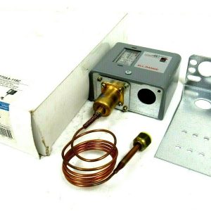 NEW JOHNSON CONTROLS P70AA-118C FAN CYCLING CONTROL P70AA118C