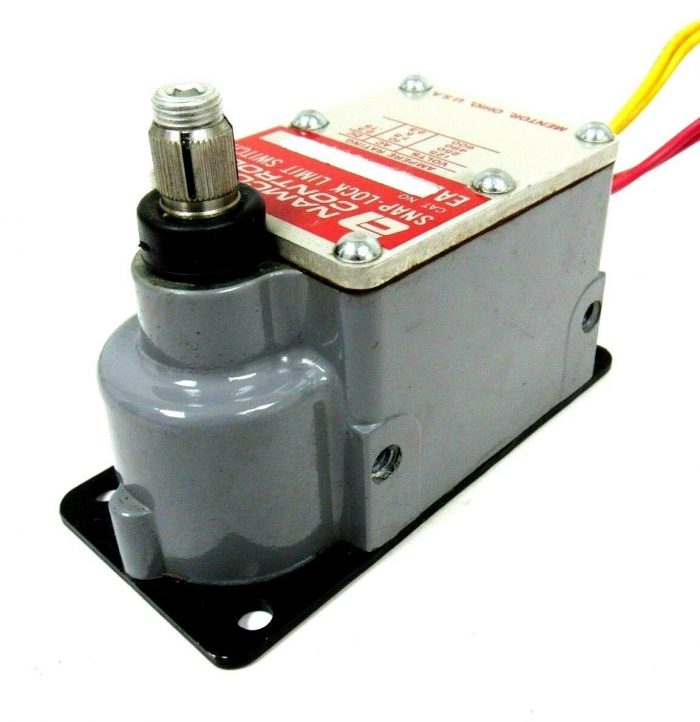 NEW NAMCO EA770-70100 LIMIT SWITCH EA77070100 - Image 3