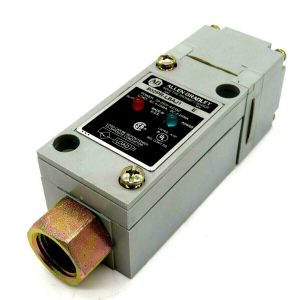 NEW ALLEN BRADLEY 802PR-LBAJ1 PROXIMITY SENSOR 802PRLBAJ1
