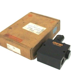 NEW IFM CHIRON 1510443 SB0550 FLOW SENSOR