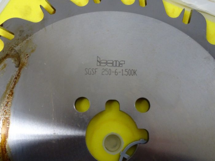 NEW ISCAR SGSF 250-6-1.500K 320 RPM 2323871 SLITTING CUTTER - Image 4