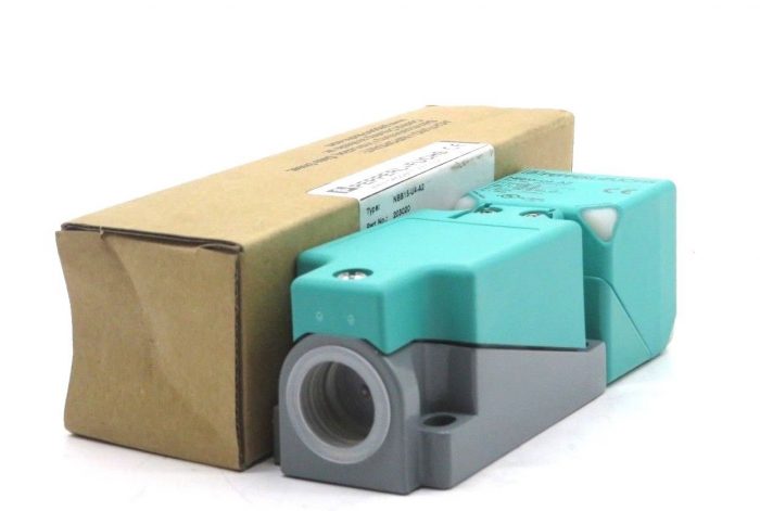 NEW PEPPERL FUCHS NBB15-U4-A2 PROXIMITY SENSOR NBB15U4A2