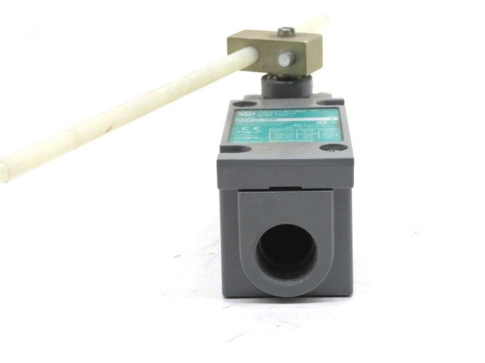 USED ALLEN BRADLEY 802G-GP GRAVITY RETURN LIMIT SWITCH 802GGP SERIES J - Image 4