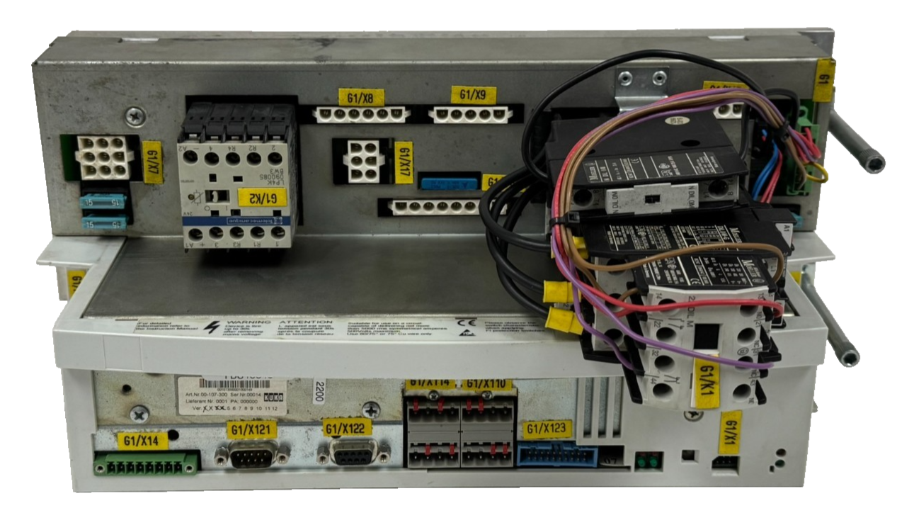 USED KUKA 00-107-300 SERVO DRIVE E93EE103I4B531 - Image 4