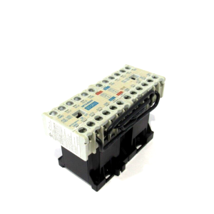 NEW MITSUBISHI SD-QR12 CONTACTOR SDQR12