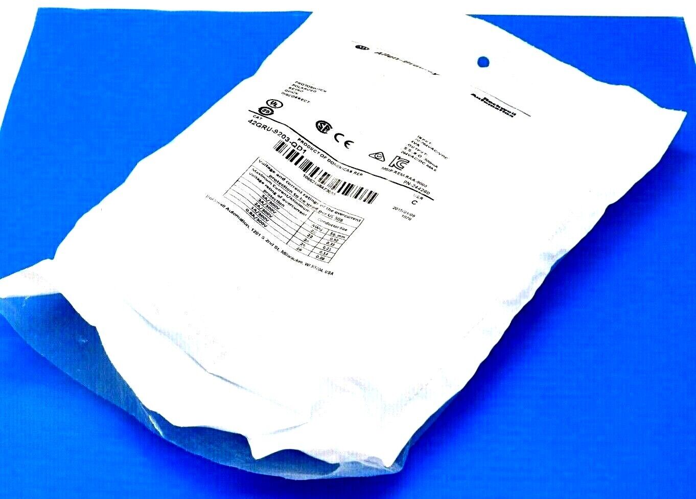 NEW ALLEN BRADLEY 42GRU-9203-QD1 PHOTOSWITCH SERIES C 42GRU9203QD1