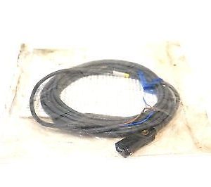 NEW OMRON TL-W3MC2 PROXIMITY SWITCH TLW3MC2