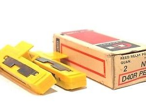 2 NEW CUTLER HAMMER D40R-PB REED RELAYS D40RPB