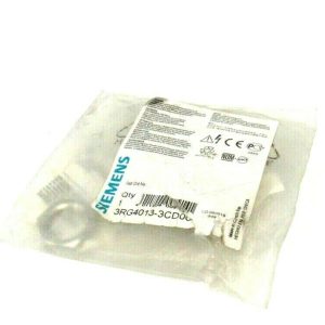NEW SIEMENS 3RG4013-3CD00 PROXIMITY SWITCH 3RG40133CD00