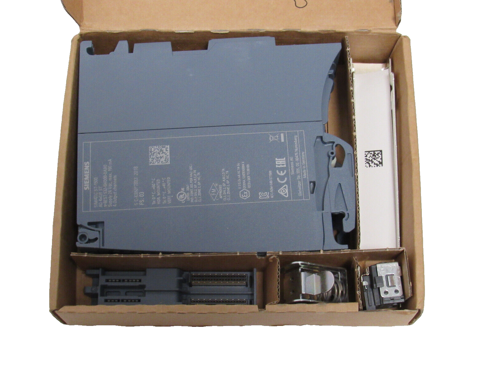 NEW SIEMENS 6ES7532-5HD00-0AB0 ANALOG OUTPUT MODULE 6ES75325HD000AB0 - Image 3