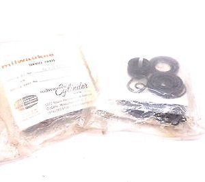 2 NEW MILWAUKEE CYLINDER AKX-3775 SERVICE KIT AKX3775
