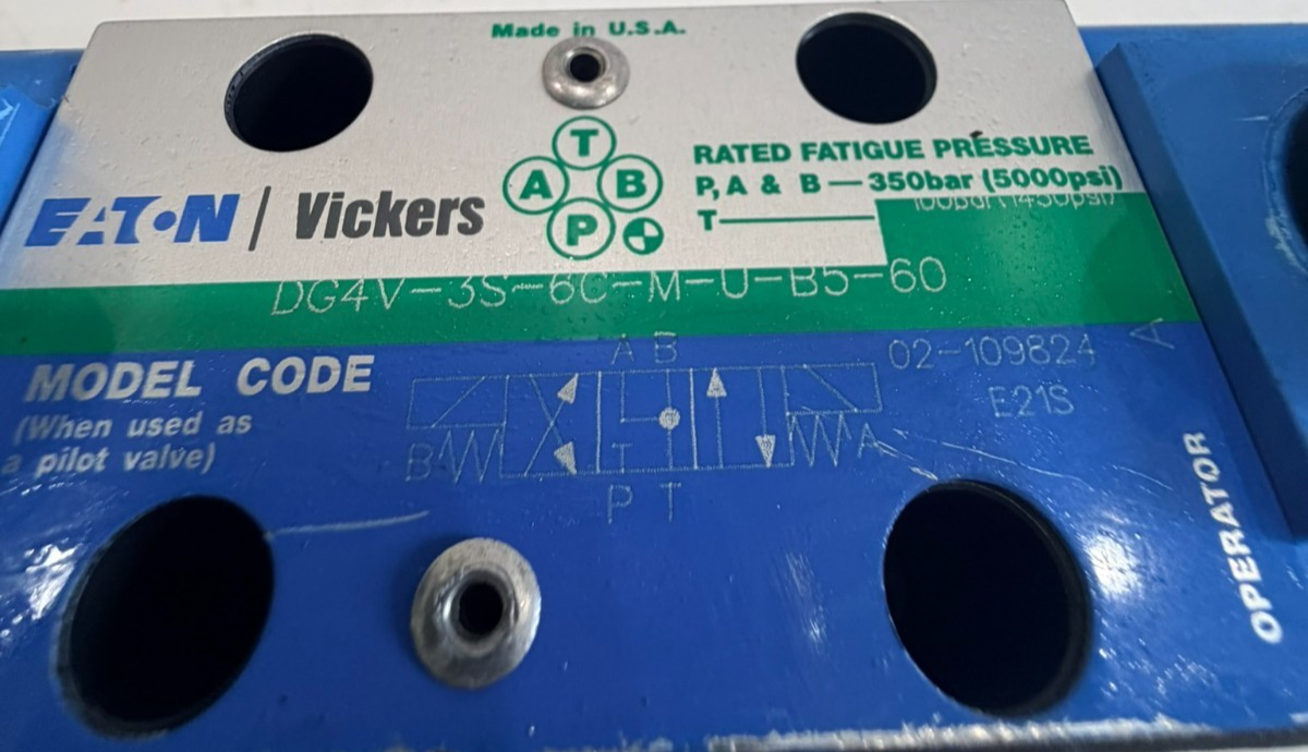 NEW EATON/VICKERS DG4V 3S 6C M U B5 60 DIRECTIONAL VALVE DG4V3S6CMUB560 - Image 4