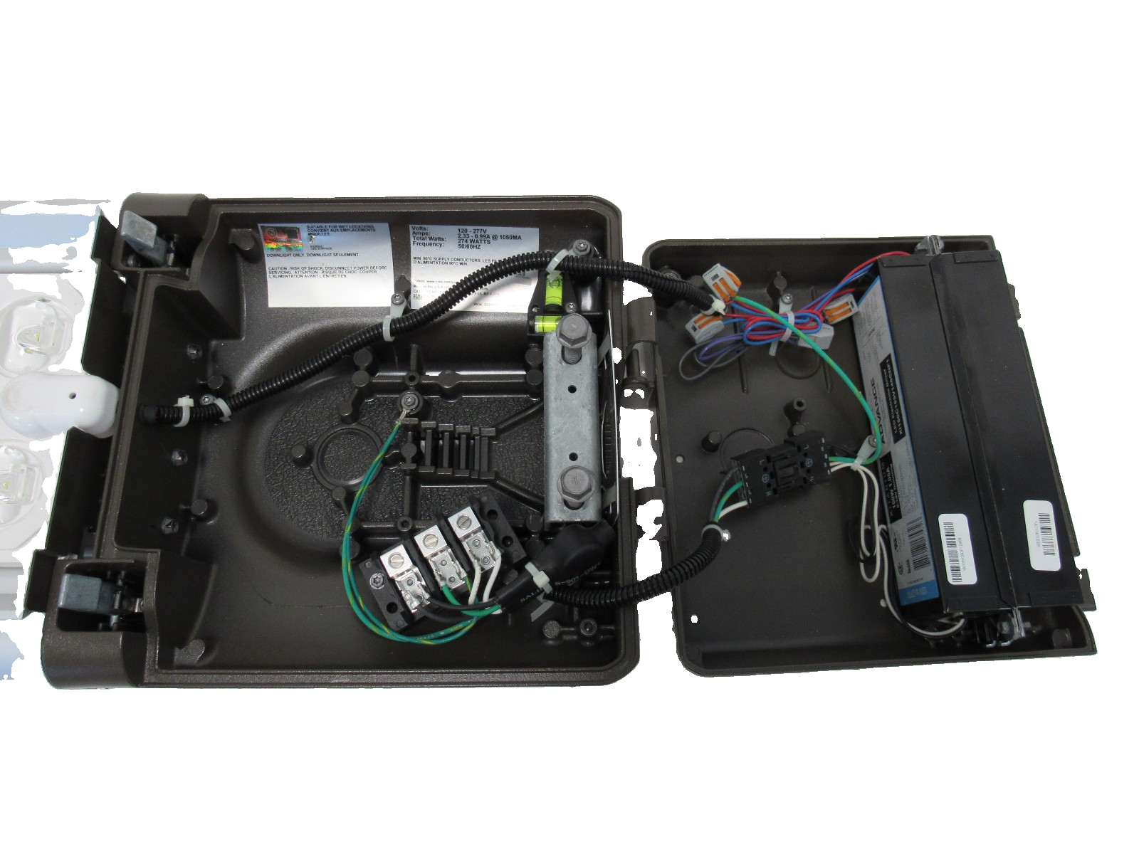 NEW CREE STR-LWY-2ME-HT-2-F-UL-EZ-A-57K STREET LIGHT 274W 1220-277V - Image 5