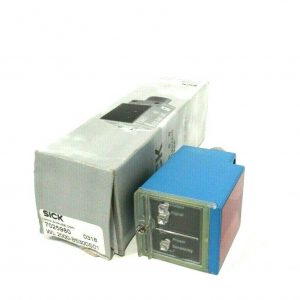 NEW SICK WL2000-B5300S01 PHOTOELECTRIC SENSOR 7025980 WL2000B5300S01