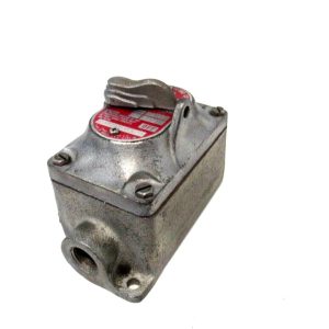 NEW APPLETON EFSC150-F2 EXPLOSION PROOF SWITCH EFSC150F2