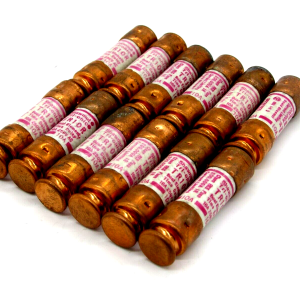 NEW  LOT OF 12 SHAWMUT TR10R FUSES