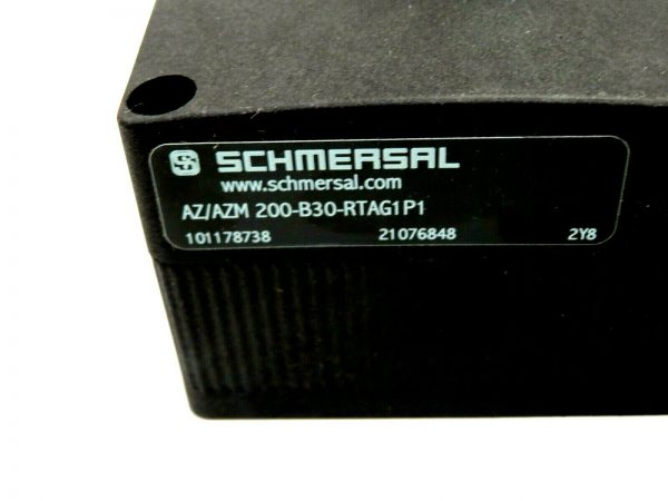 NEW SCHMERSAL AZ/AZM 200-B30-RTAG1P1 SOLENOID INTERLOCK AZAZM200B30RTAG1P1 - Image 4