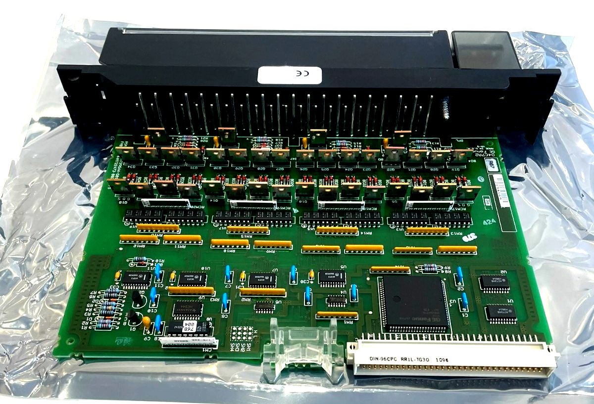 USED GE FANUC IC697MDL750D LOGIC OUTPUT MDL 32PT 24/48VDC .5A - Image 3