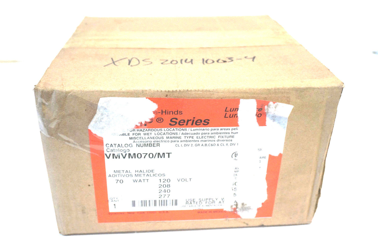 NEW SEALED CROUSE HINDS VMVM070/MT BALLAST LIGHT FIXTURE VMVM070MT