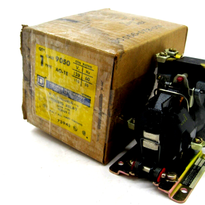 NEW SQUARE D 9050-AO-1E TIMING RELAY SERIES C 9050AO1E
