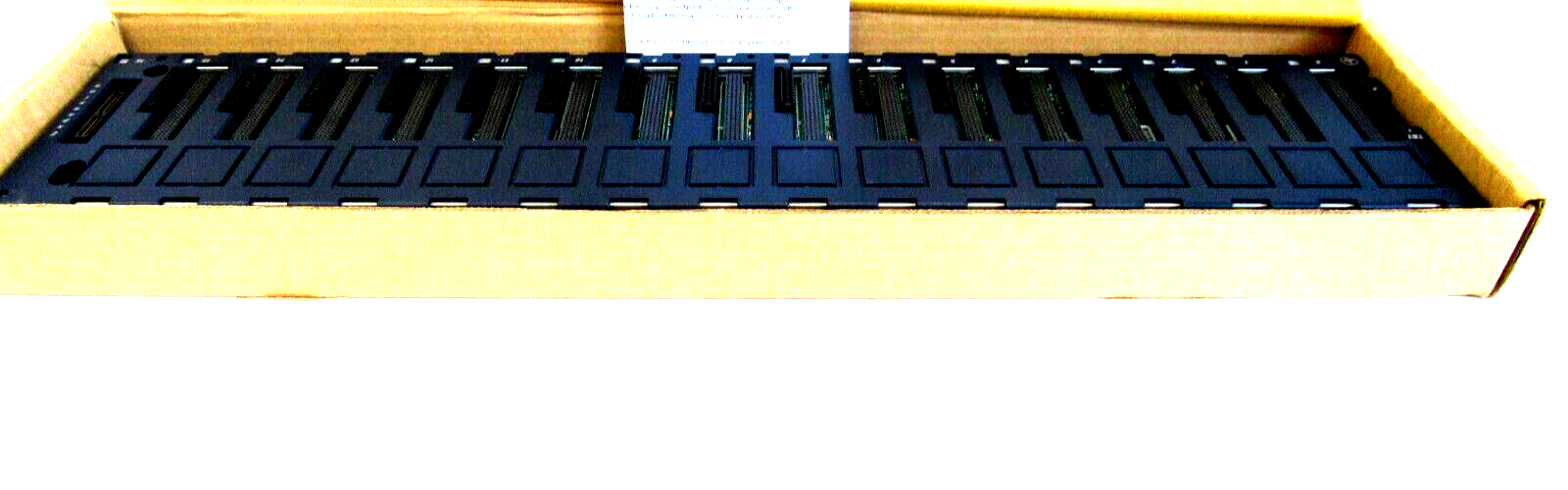 NEW GE FANUC IC695CHS016-BA RX3I 16 SLOT BACKPLANE IC695CHS016BA - Image 3