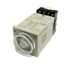 NEW OMRON H3CR-H8L TIMER 12 SECOND H3CRH8L